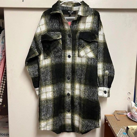 Steve Madden Chloe Shacket in Olive Night - Picture 2 of 7